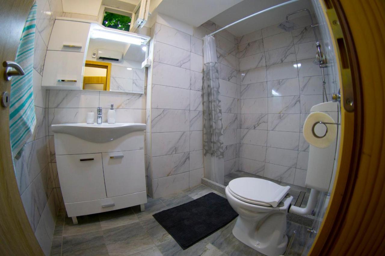 טרביניה Apartments Ukropina מראה חיצוני תמונה